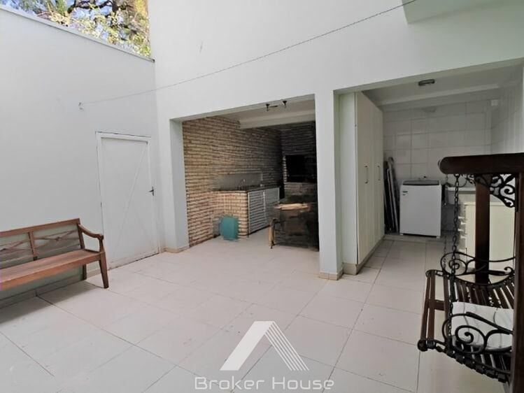 Casa à venda com 3 quartos, 150m² - Foto 9