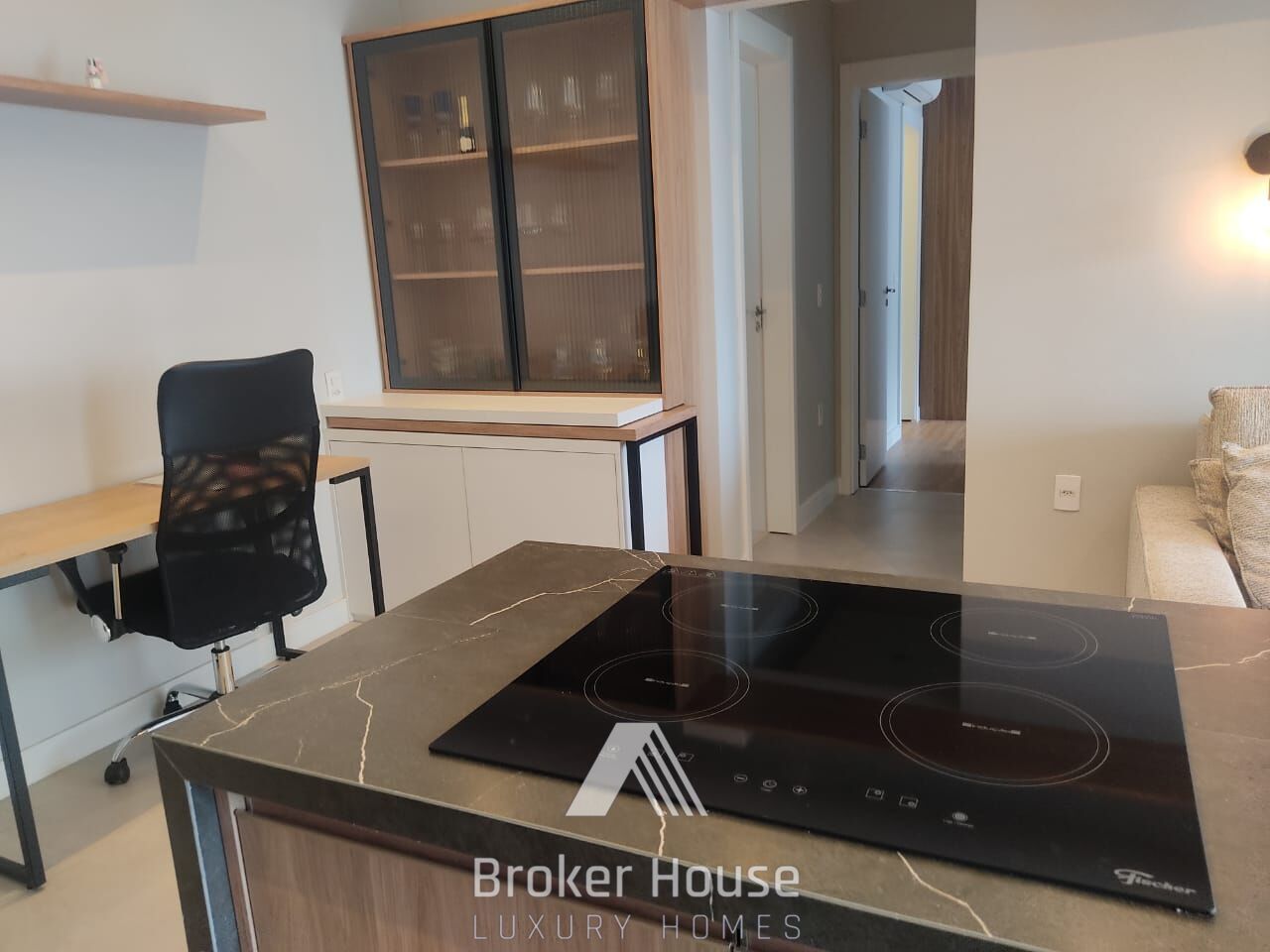 Apartamento à venda com 2 quartos, 70m² - Foto 15