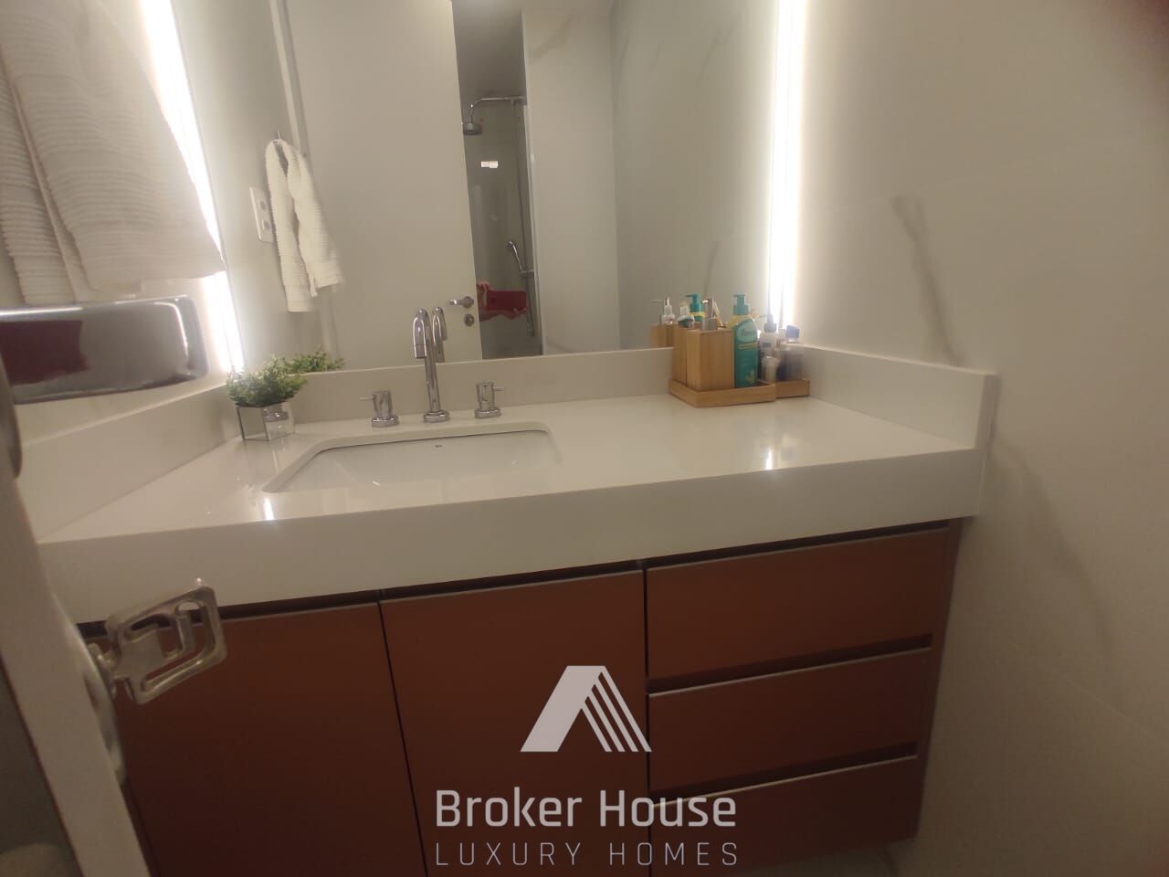 Apartamento à venda com 2 quartos, 70m² - Foto 26
