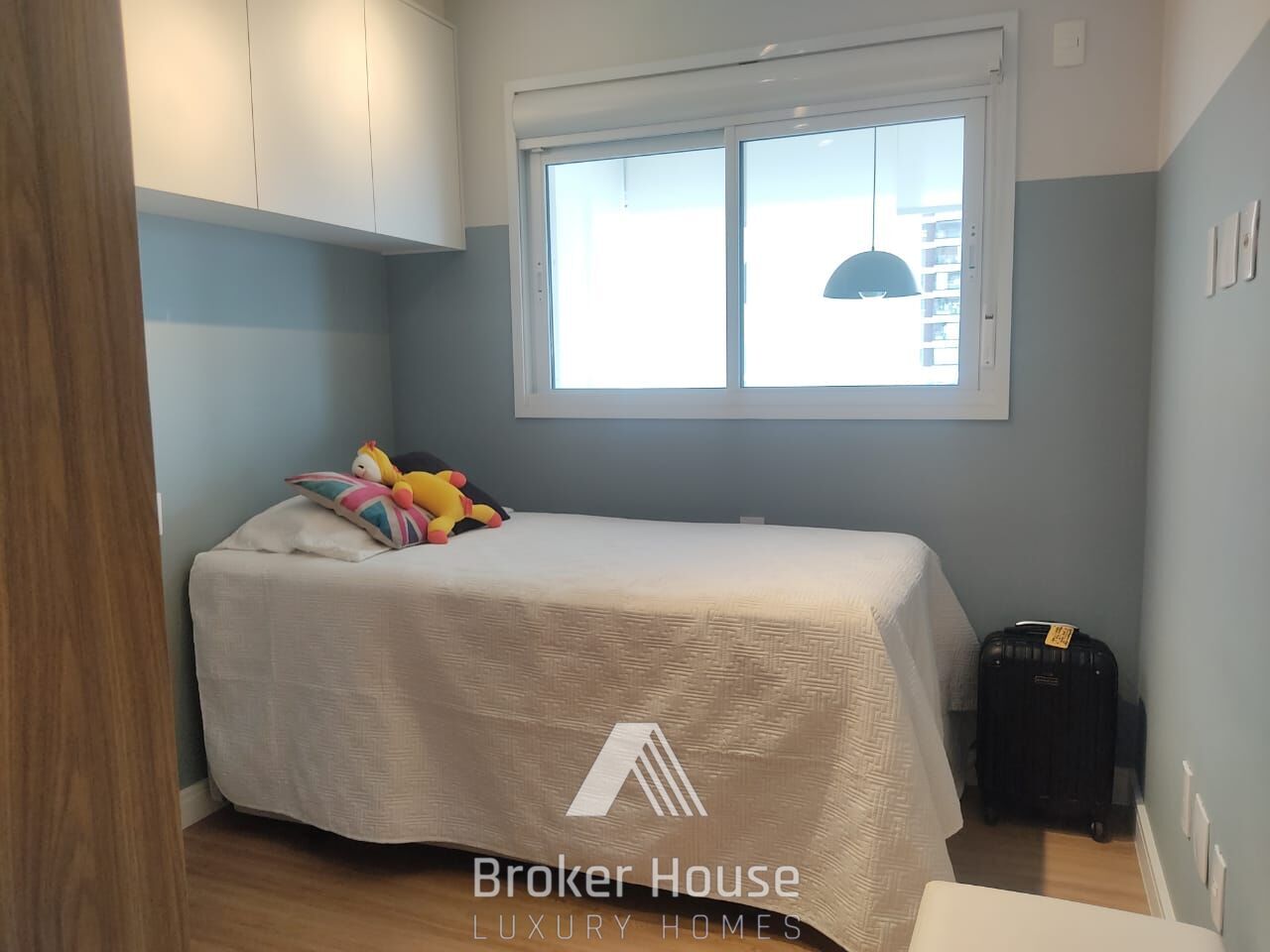 Apartamento à venda com 2 quartos, 70m² - Foto 18