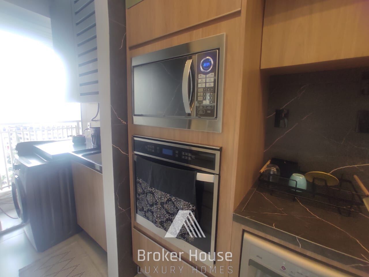 Apartamento à venda com 2 quartos, 70m² - Foto 16