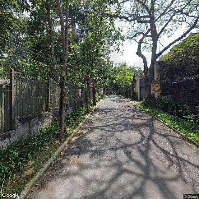 Imagem estática do "Street View" da localização