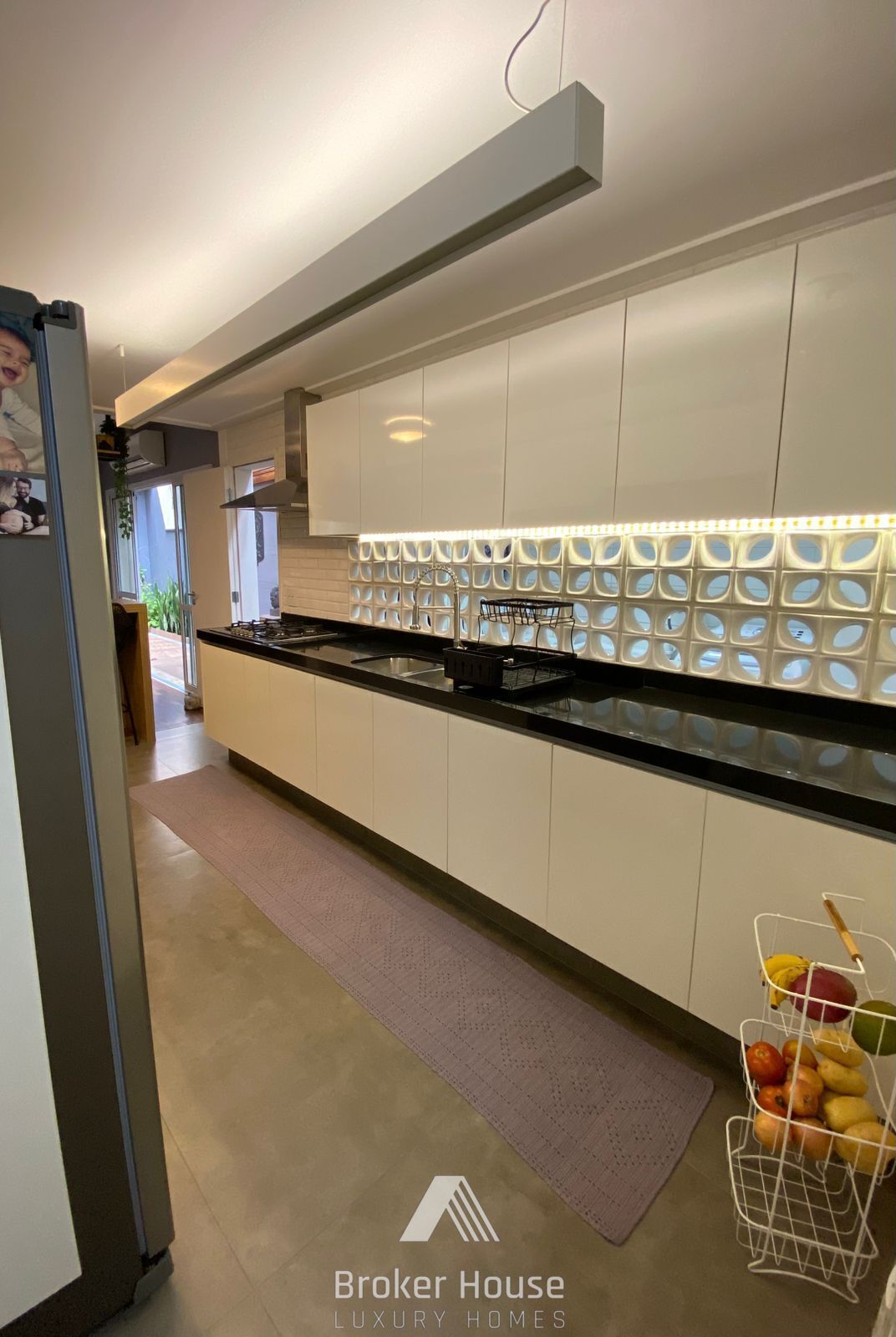 Casa de Condomínio à venda com 3 quartos, 190m² - Foto 11
