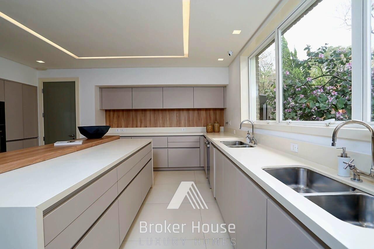 Casa para alugar com 5 quartos, 1057m² - Foto 33