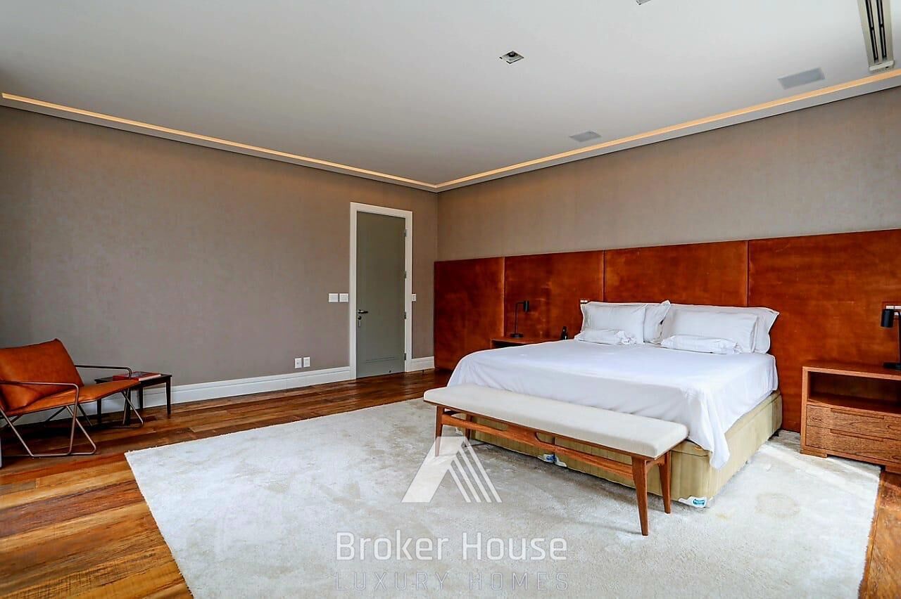 Casa para alugar com 5 quartos, 1057m² - Foto 21