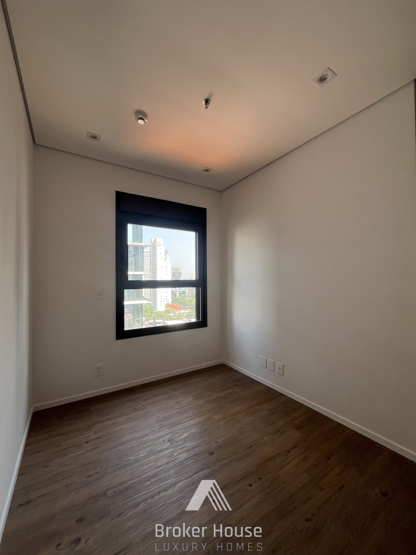 Apartamento à venda com 3 quartos, 105m² - Foto 16