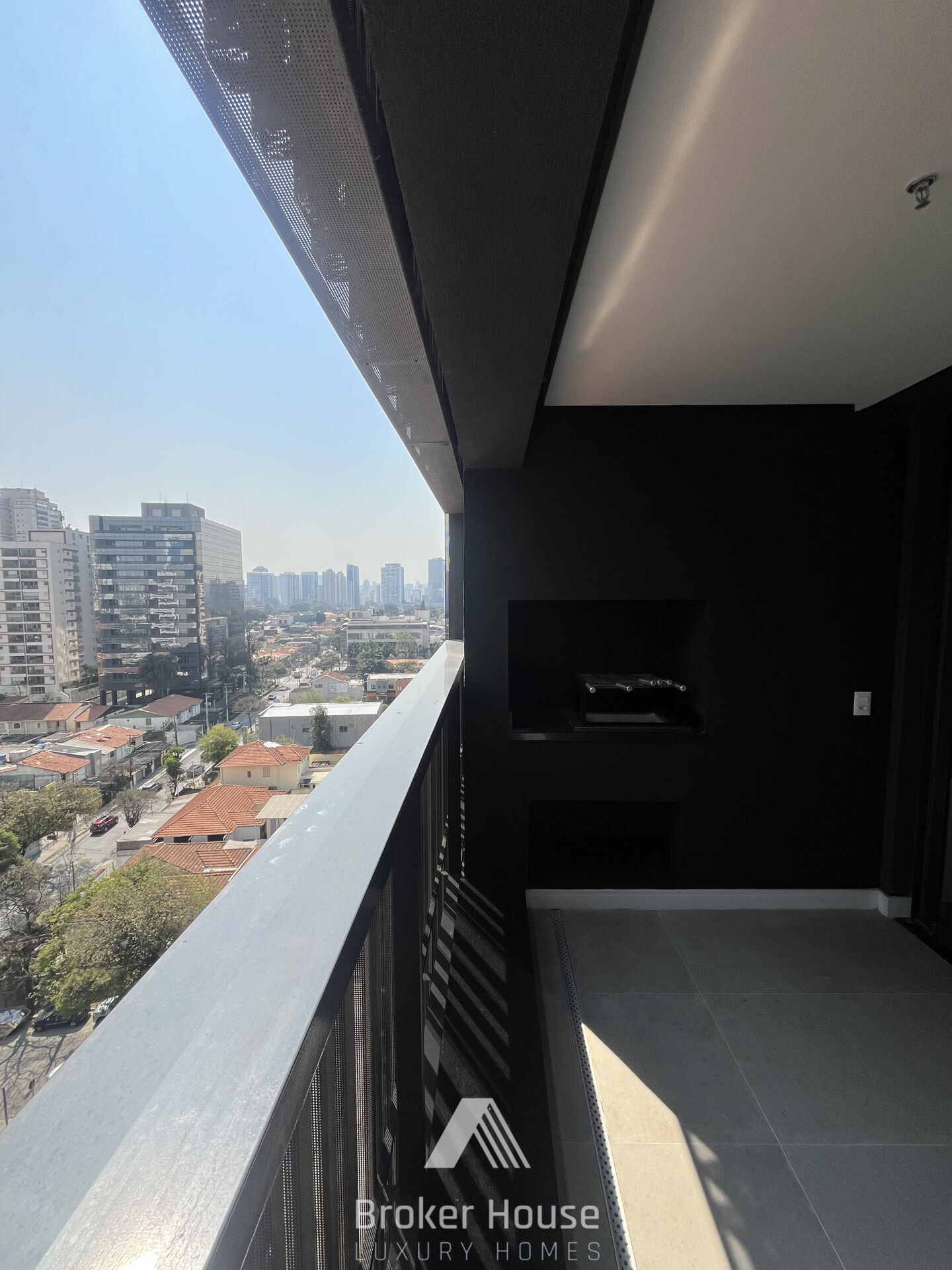 Apartamento à venda com 3 quartos, 105m² - Foto 4