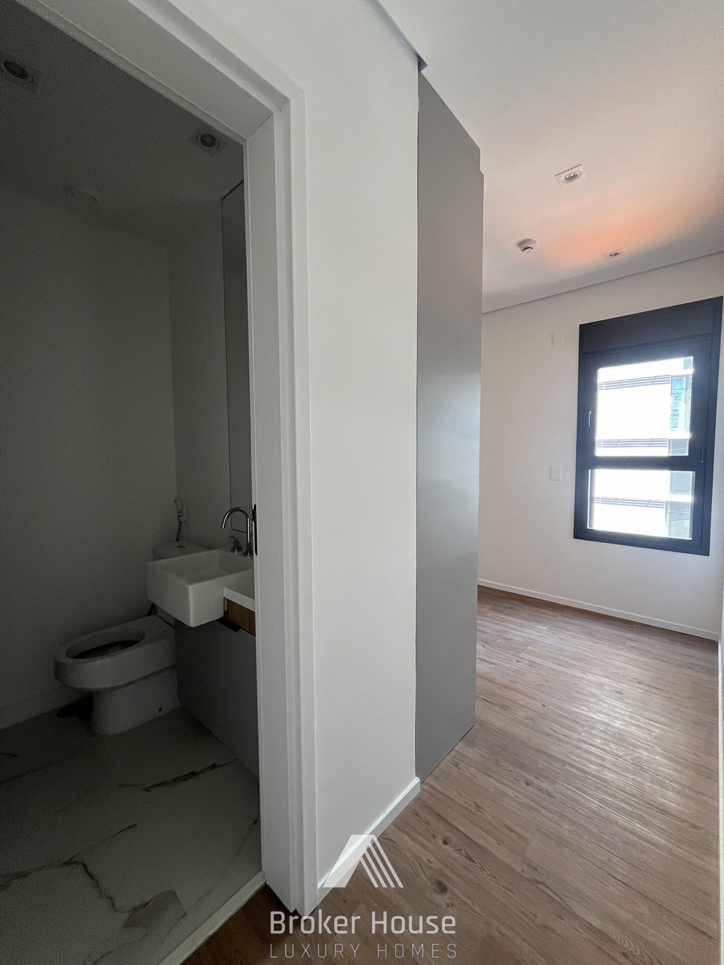 Apartamento à venda com 3 quartos, 105m² - Foto 20