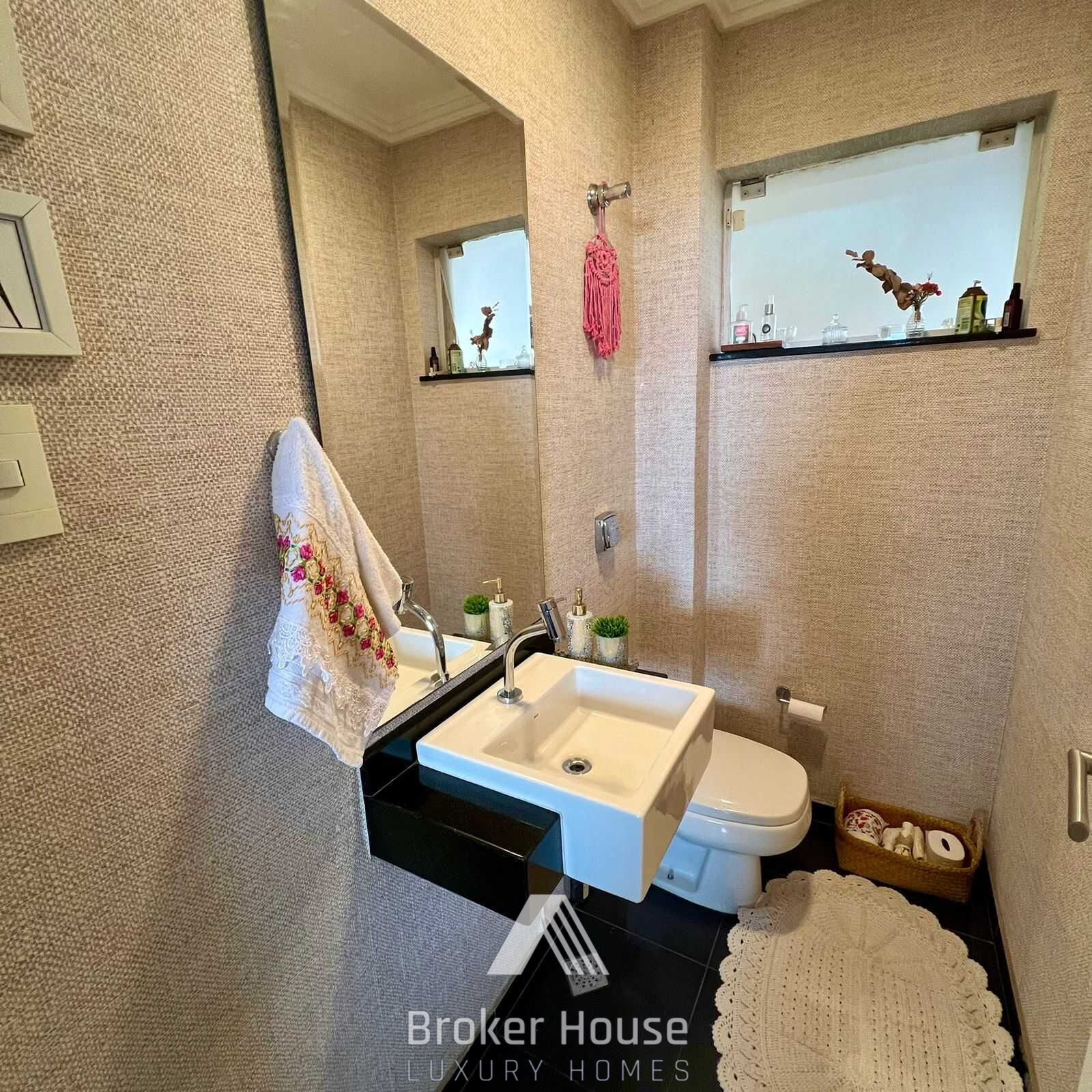 Casa à venda com 4 quartos, 121m² - Foto 8