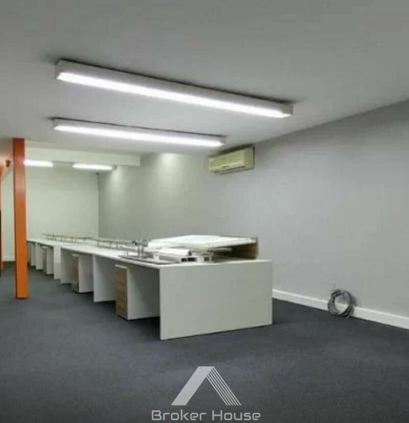 Casa para alugar com 6 quartos, 500m² - Foto 6