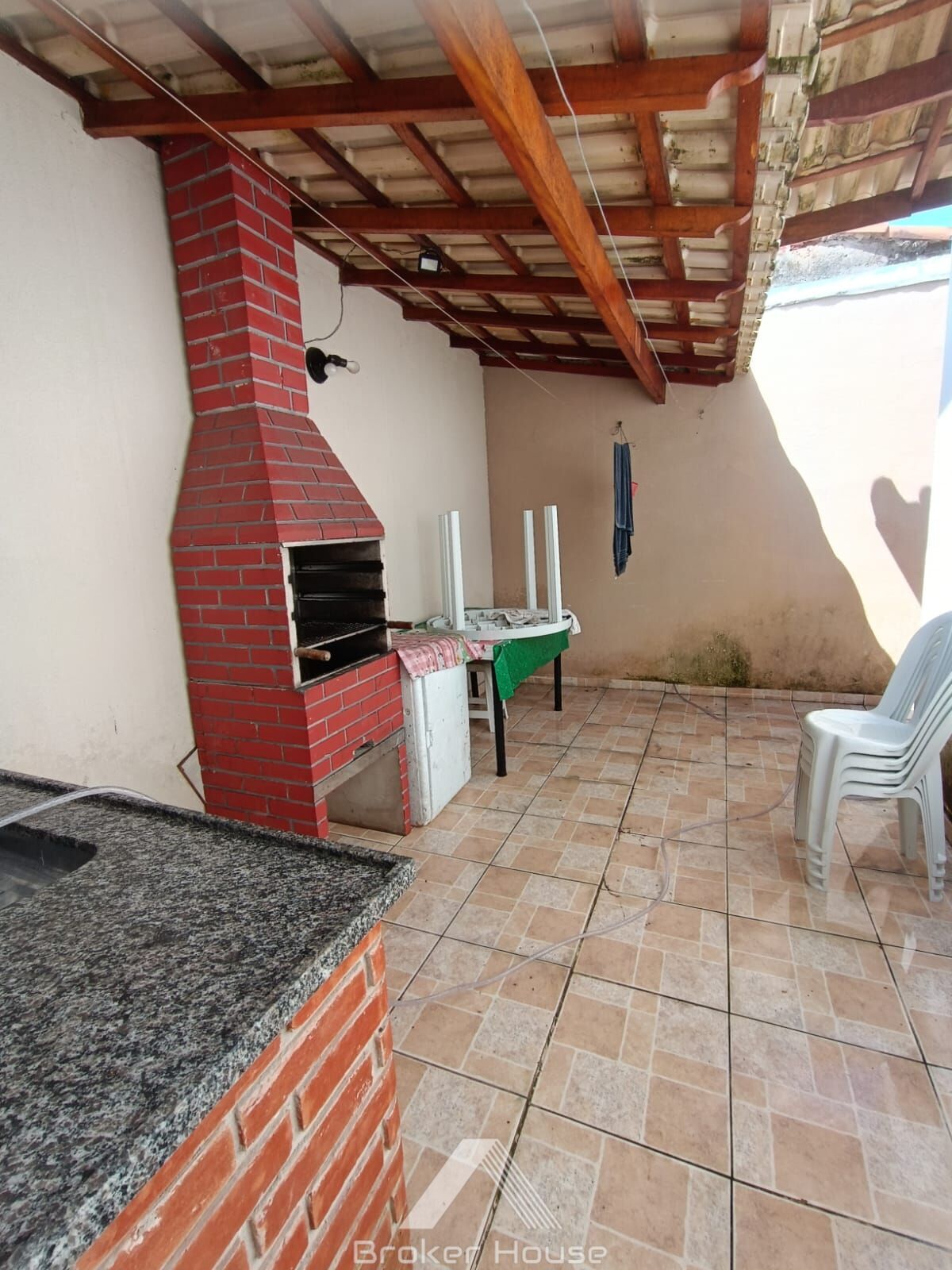 Casa à venda com 2 quartos, 85m² - Foto 11