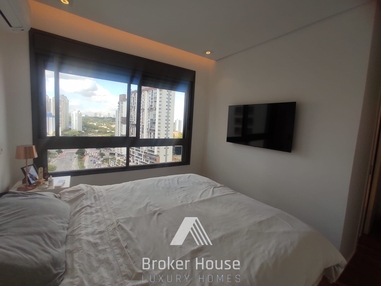 Apartamento à venda com 2 quartos, 95m² - Foto 17
