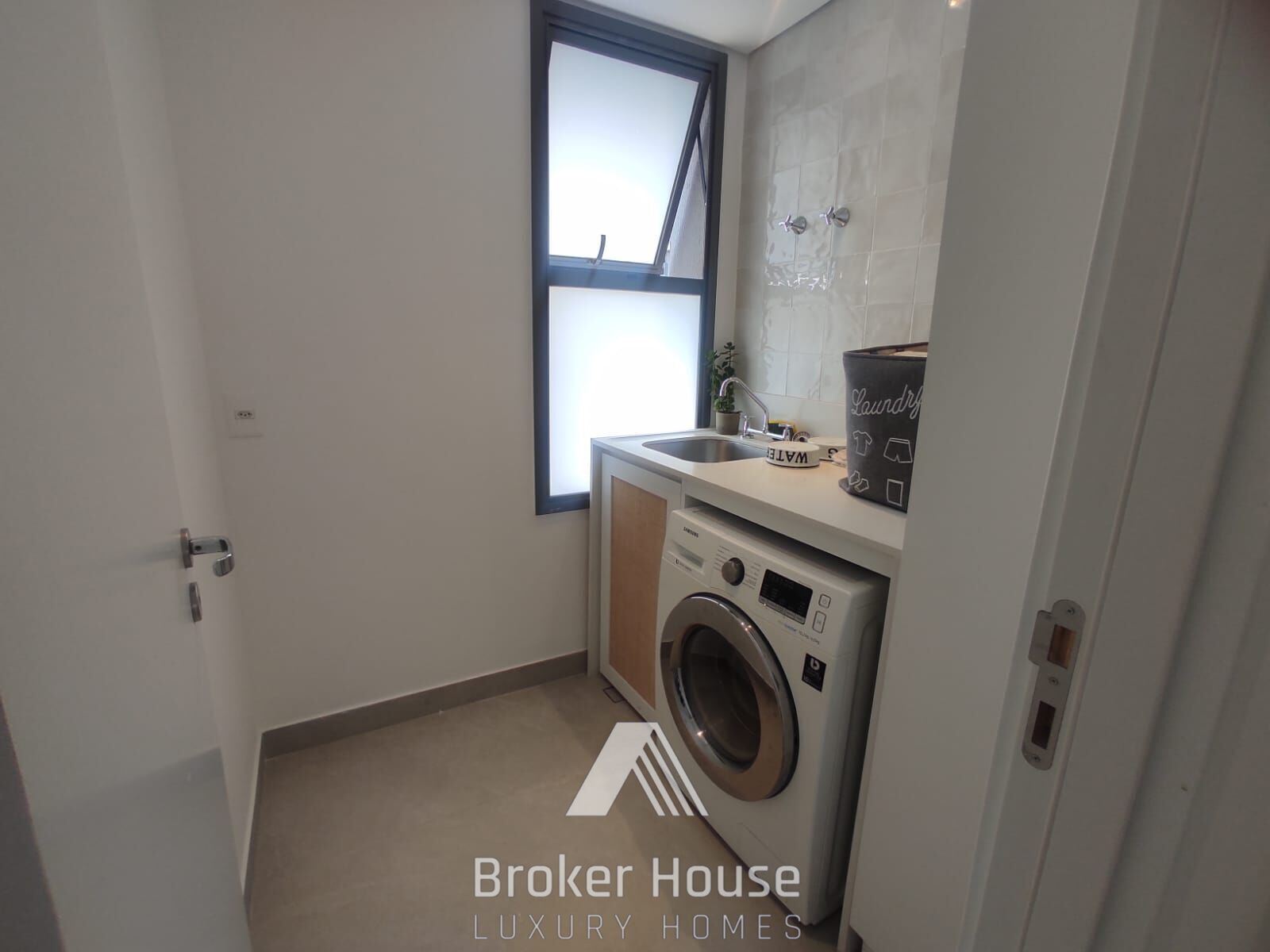 Apartamento à venda com 2 quartos, 95m² - Foto 15