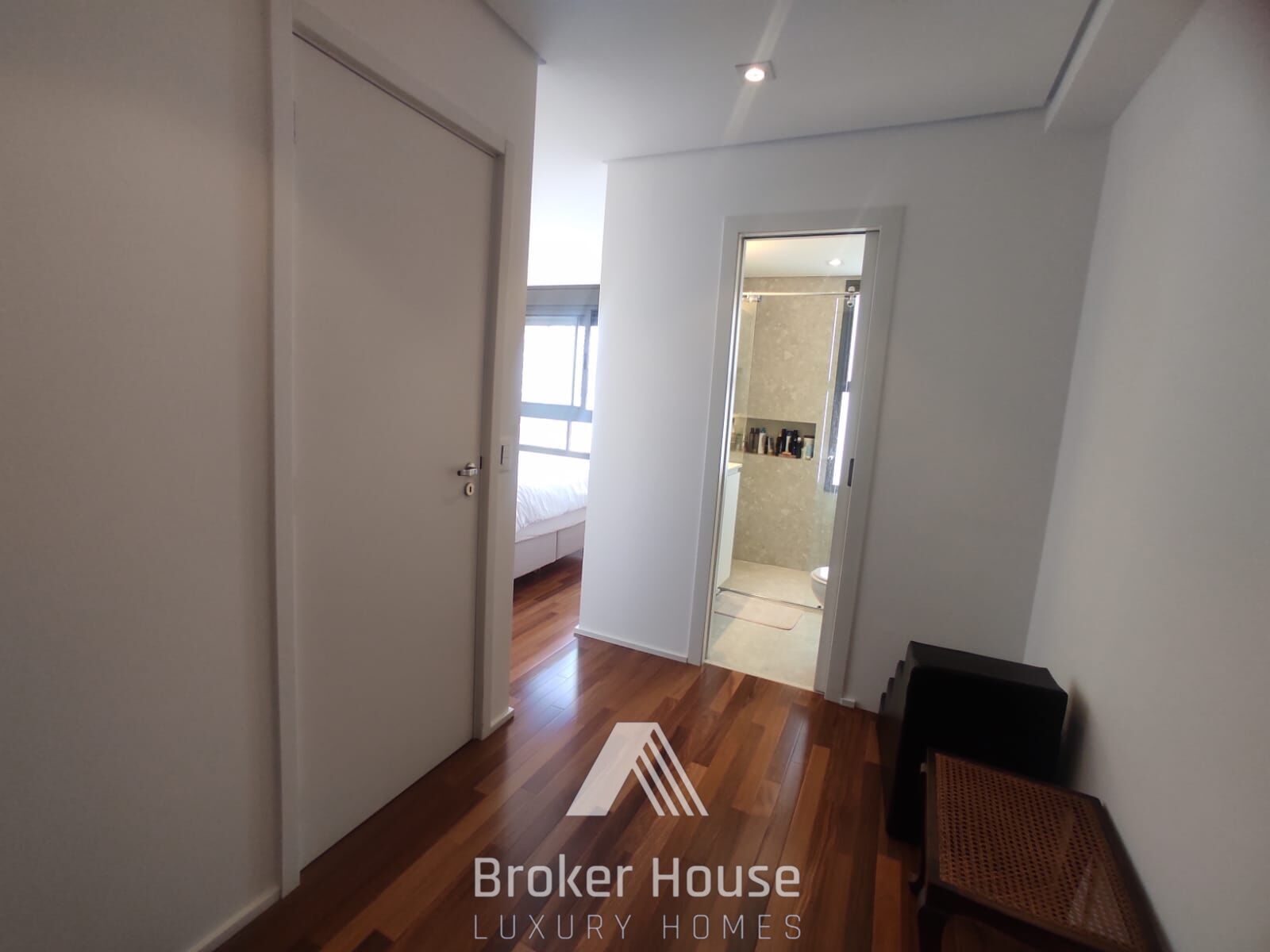 Apartamento à venda com 2 quartos, 95m² - Foto 20
