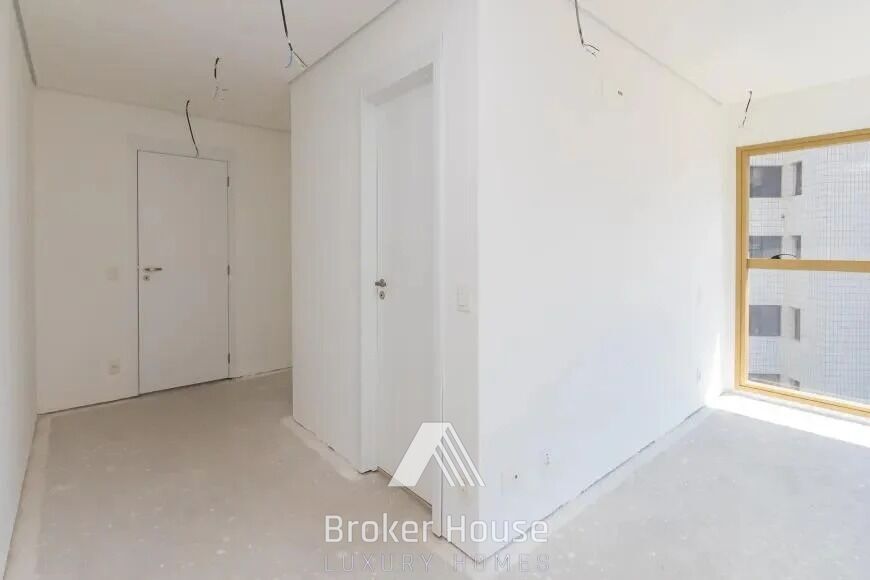 Apartamento à venda com 3 quartos, 149m² - Foto 19