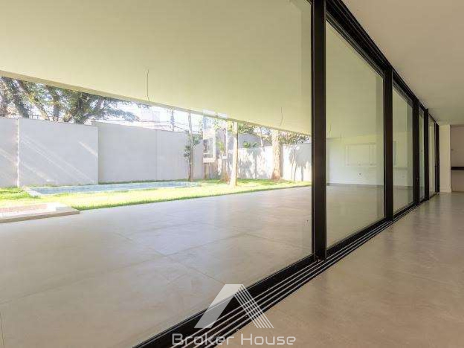 Casa de Condomínio à venda com 4 quartos, 935m² - Foto 6