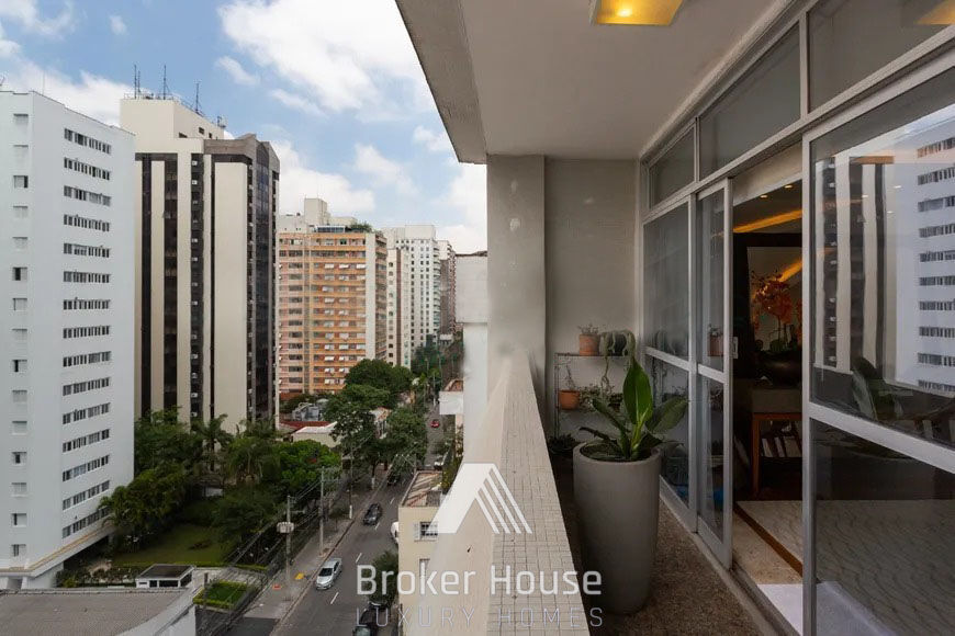 Apartamento à venda com 4 quartos, 225m² - Foto 3