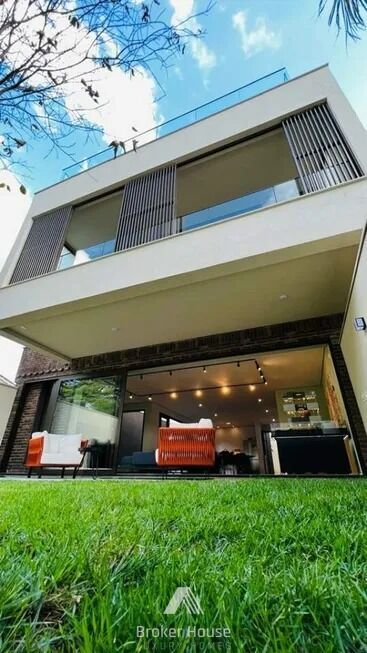 Casa de Condomínio à venda com 3 quartos, 552m² - Foto 2