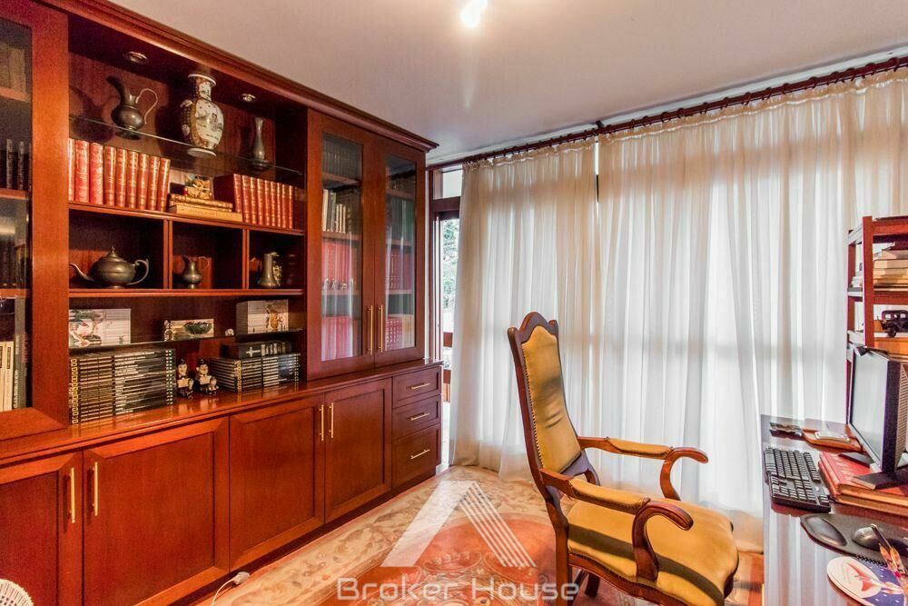 Casa à venda com 4 quartos, 907m² - Foto 24