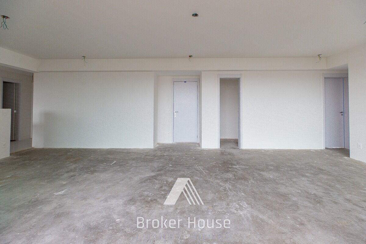 Apartamento à venda com 3 quartos, 145m² - Foto 13