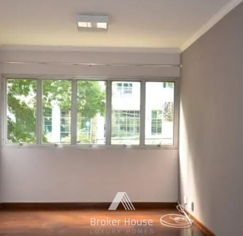 Apartamento à venda com 3 quartos, 95m² - Foto 2