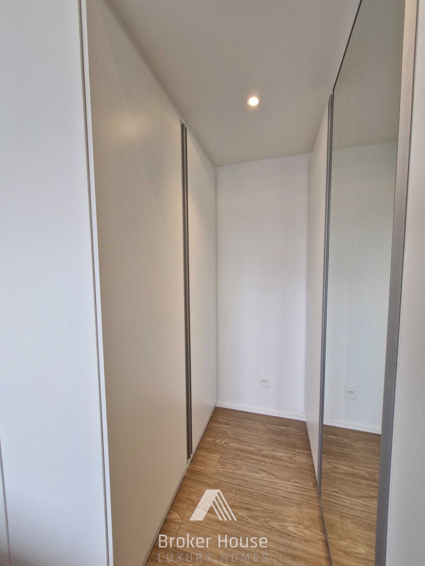 Apartamento à venda com 2 quartos, 106m² - Foto 25