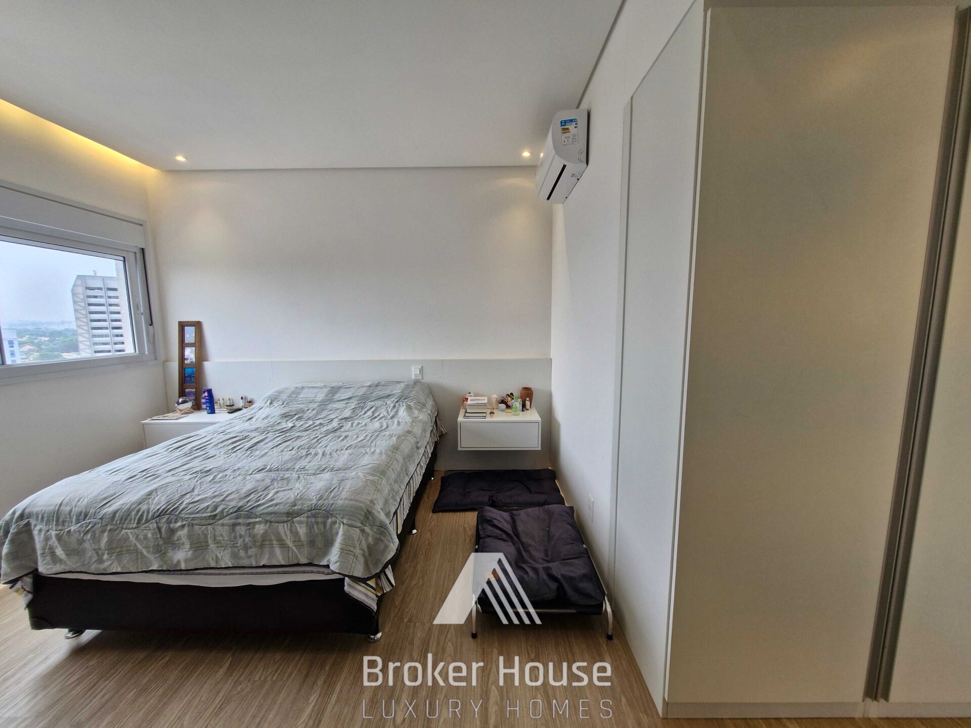 Apartamento à venda com 2 quartos, 106m² - Foto 23