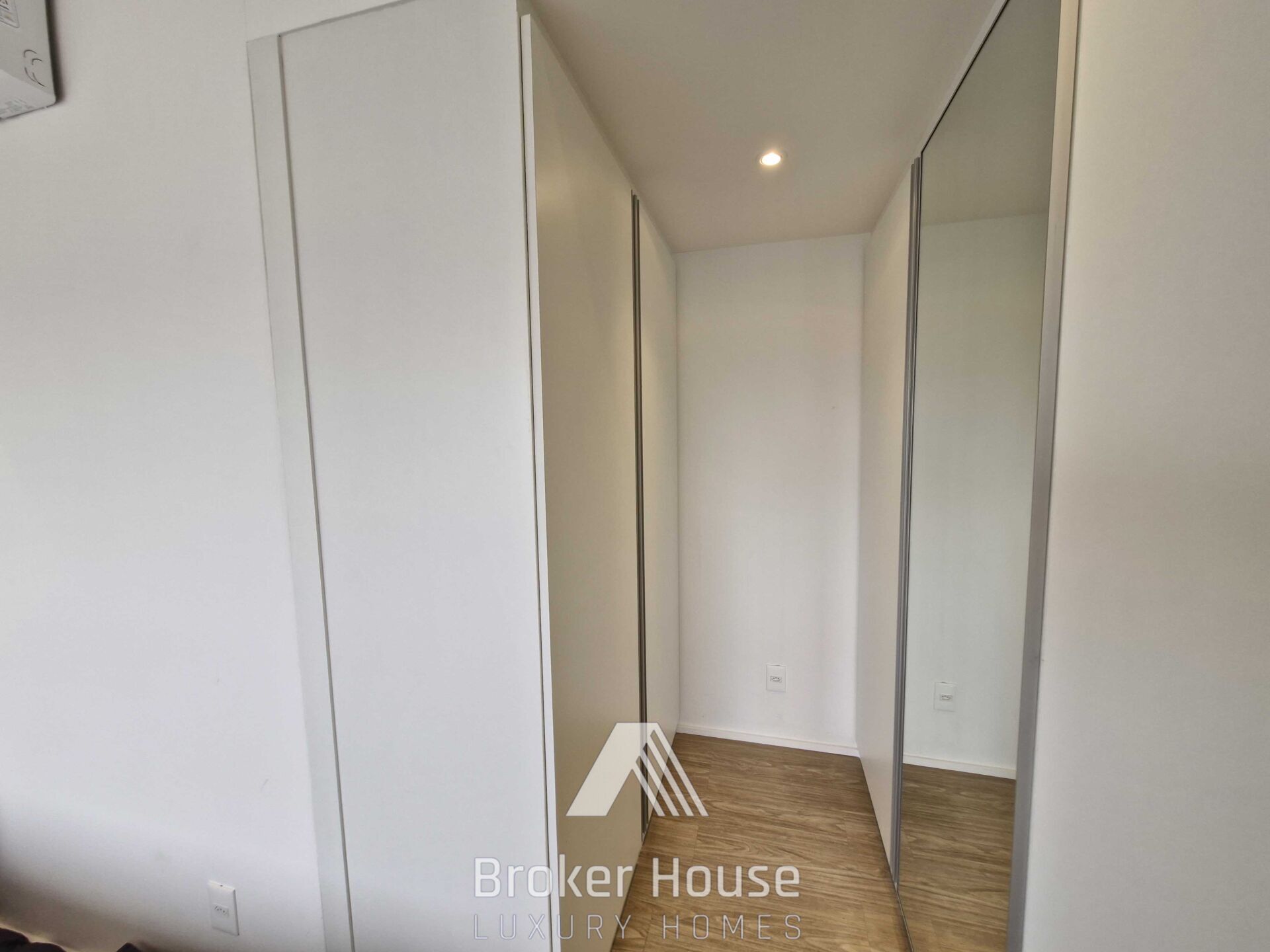 Apartamento à venda com 2 quartos, 106m² - Foto 24