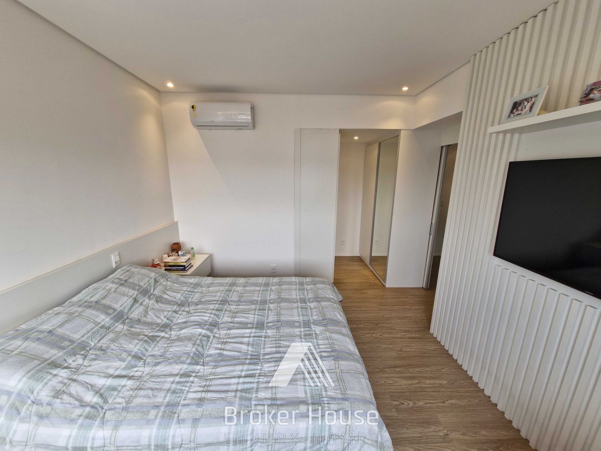 Apartamento à venda com 2 quartos, 106m² - Foto 19