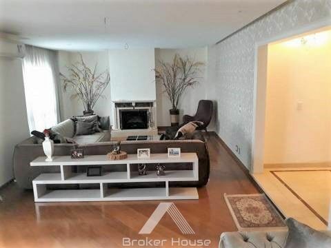 Apartamento à venda com 4 quartos, 280m² - Foto 1