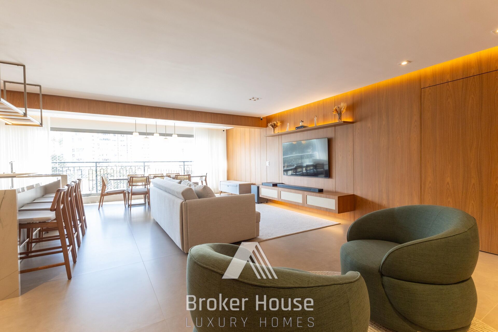 Apartamento à venda com 3 quartos, 153m² - Foto 3