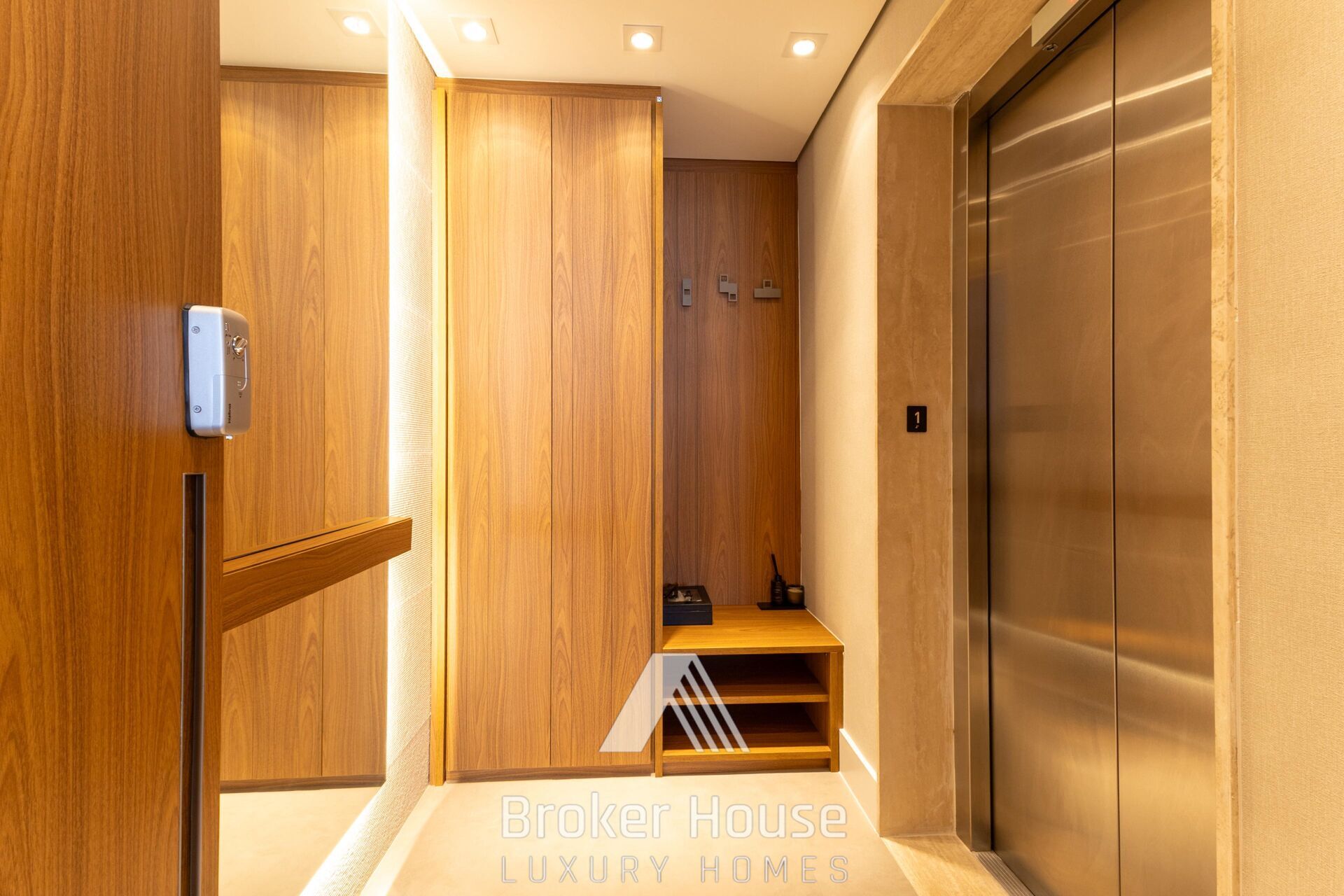 Apartamento à venda com 3 quartos, 153m² - Foto 14