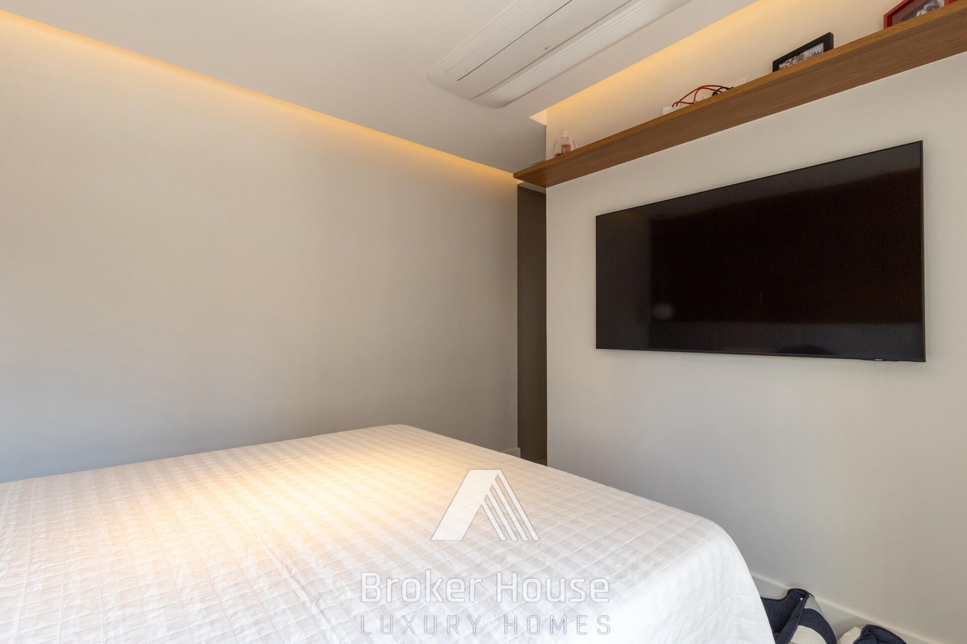 Apartamento à venda com 3 quartos, 153m² - Foto 16