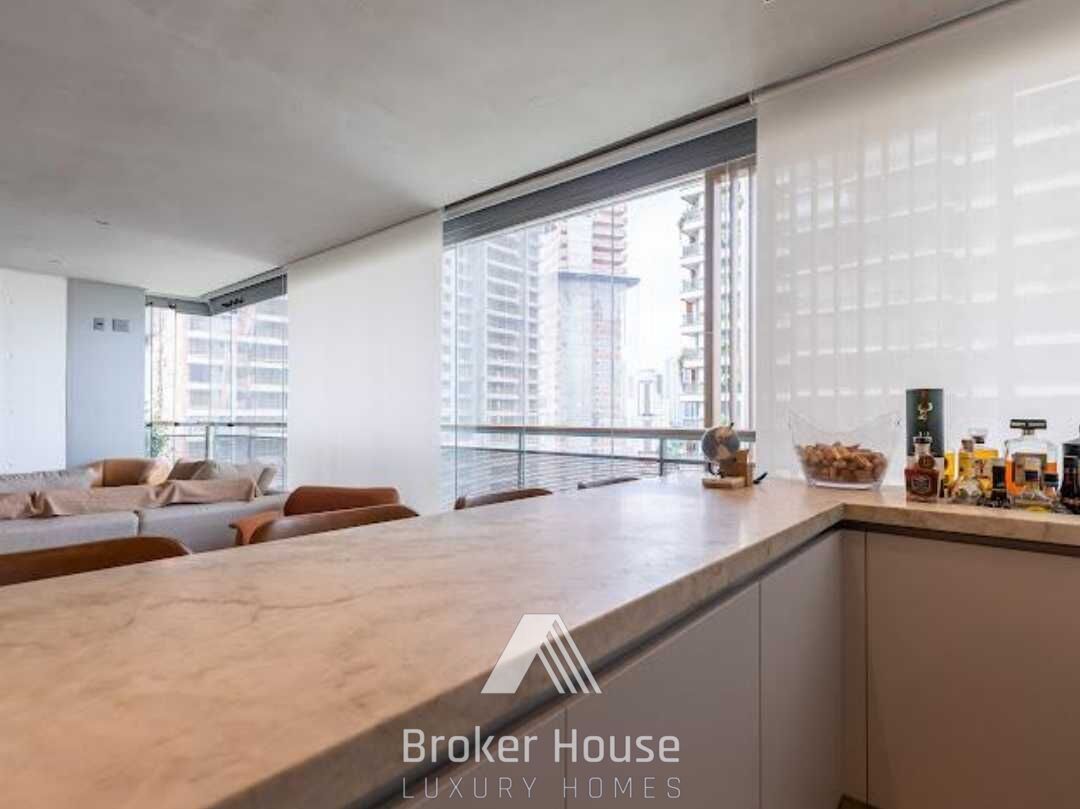 Apartamento à venda com 3 quartos, 167m² - Foto 9