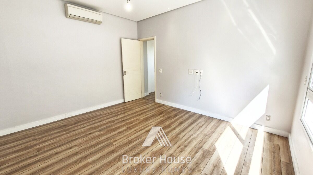 Casa à venda com 3 quartos, 278m² - Foto 18