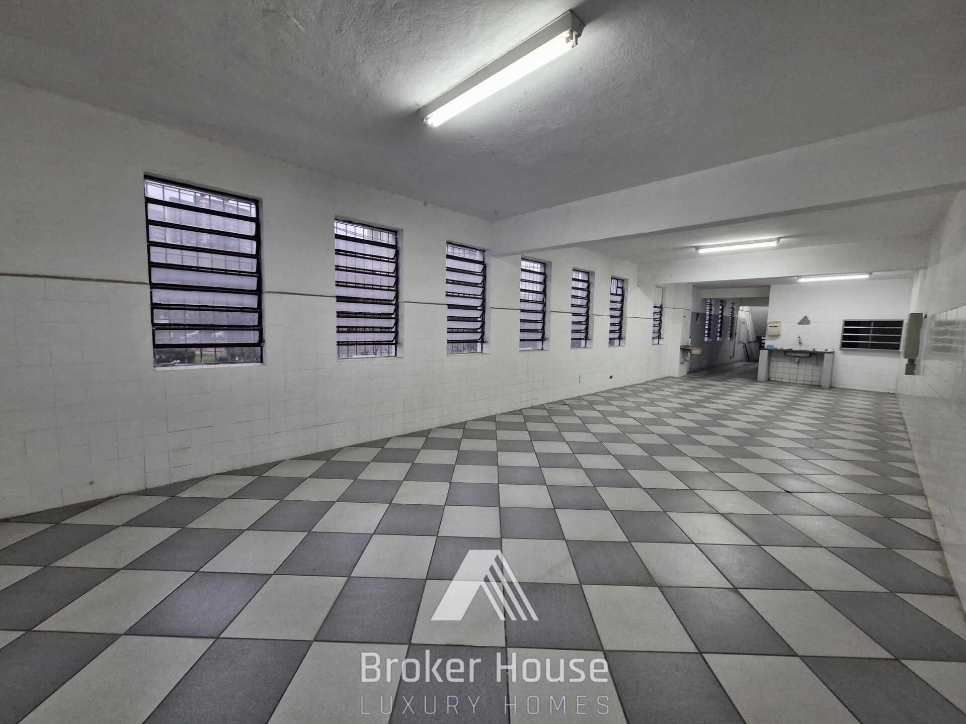 Loja-Salão para alugar com 1 quarto, 3000m² - Foto 15