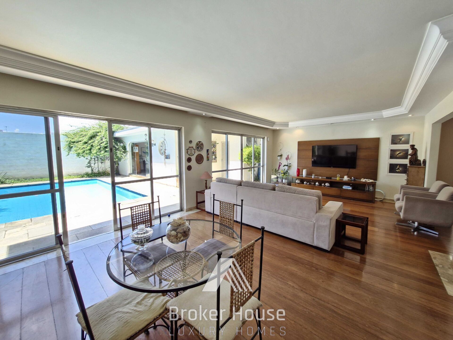 Casa, 4 quartos, 363 m² - Foto 9