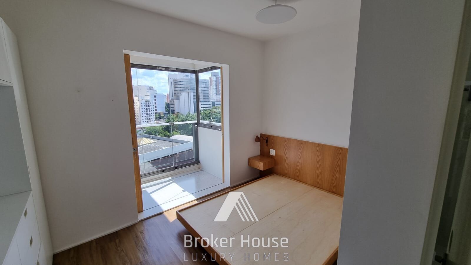 Apartamento à venda com 2 quartos, 101m² - Foto 12