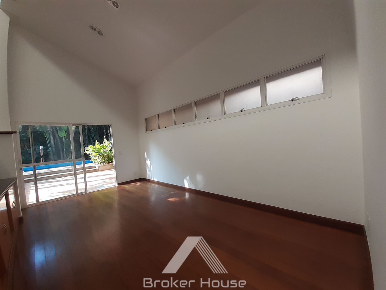 Casa à venda com 3 quartos, 531m² - Foto 7