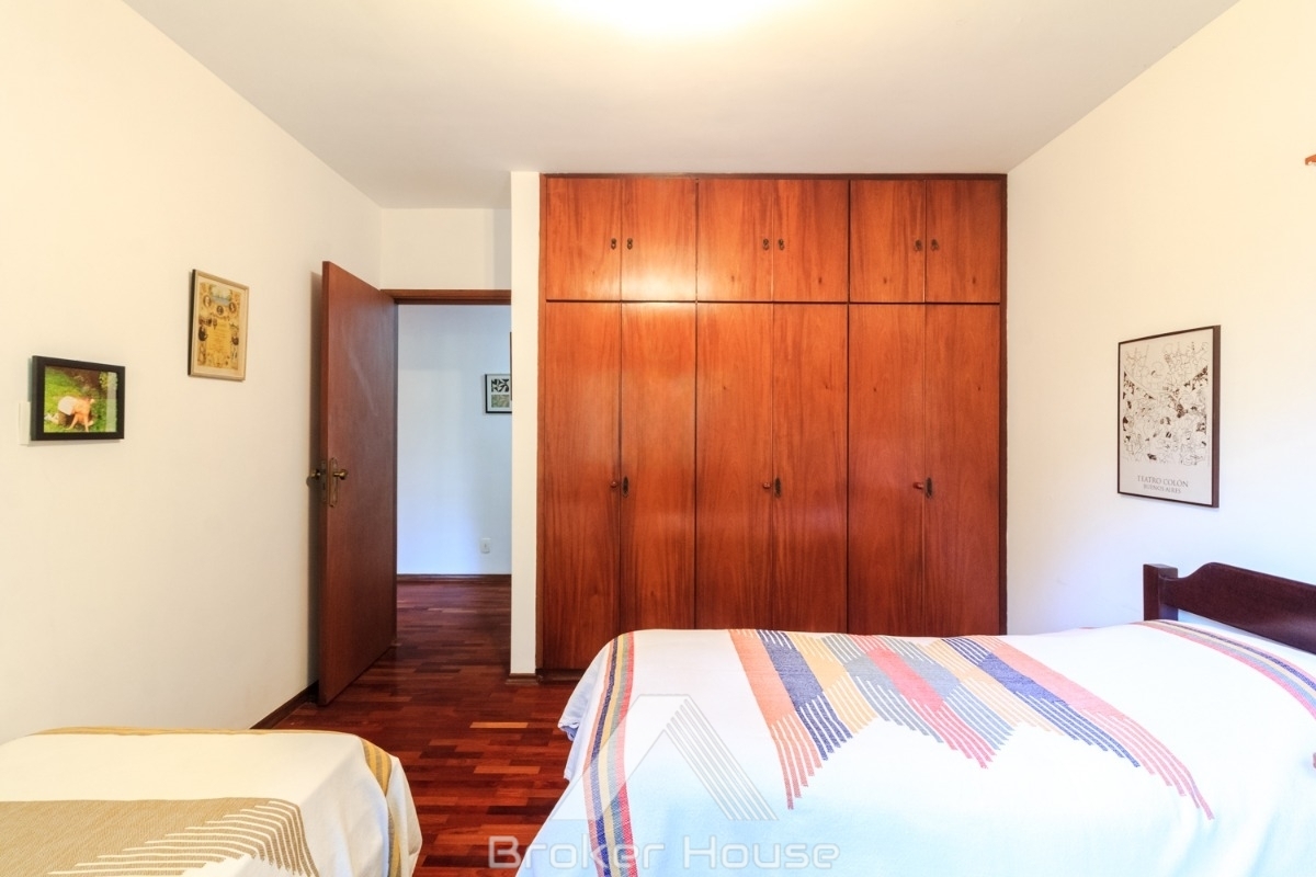 Casa à venda com 3 quartos, 392m² - Foto 16