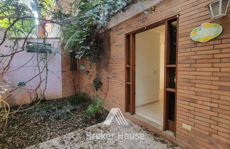 Casa à venda com 4 quartos, 216m² - Foto 25