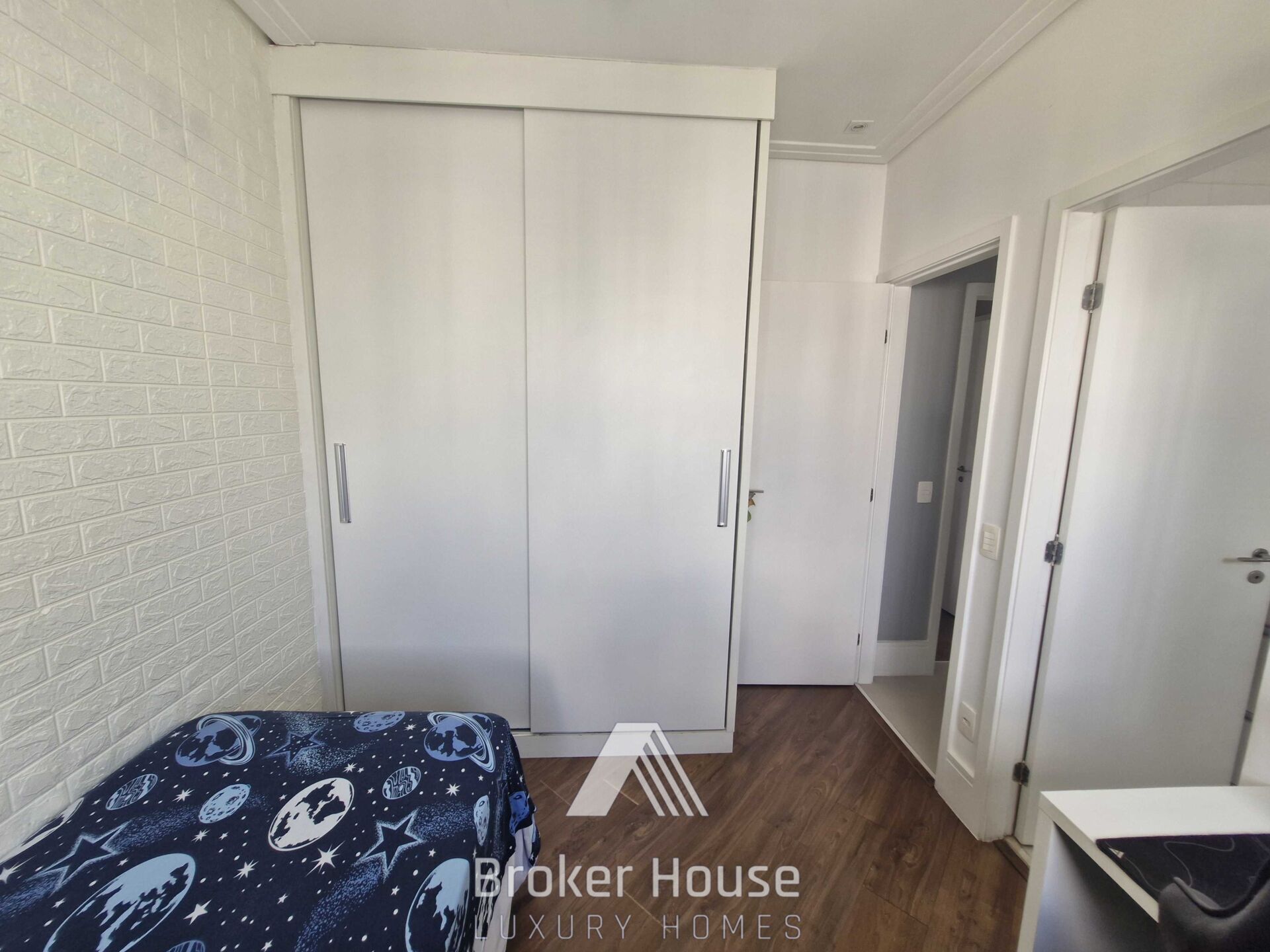 Apartamento para alugar com 2 quartos, 98m² - Foto 18