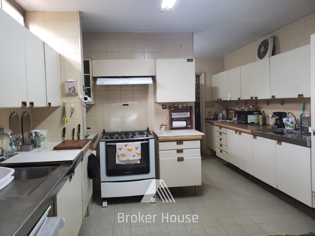 Casa à venda com 5 quartos, 351m² - Foto 21