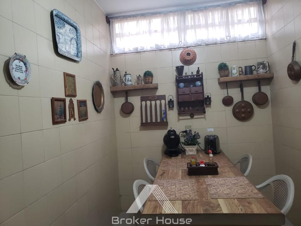 Casa à venda com 5 quartos, 351m² - Foto 22