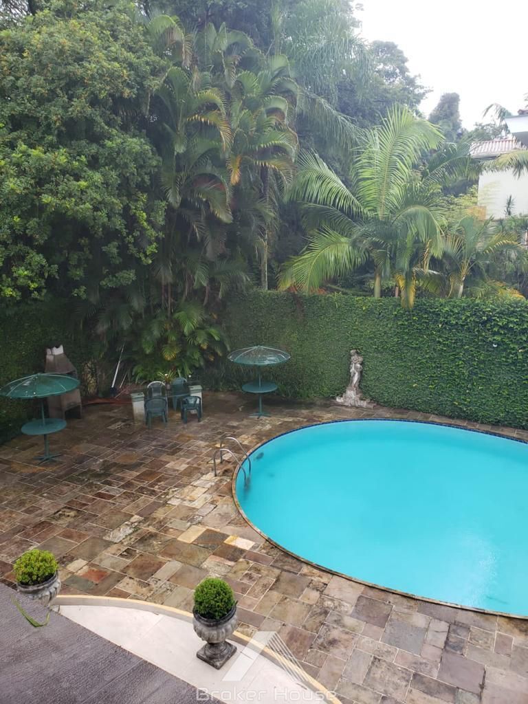 Casa à venda com 5 quartos, 351m² - Foto 4