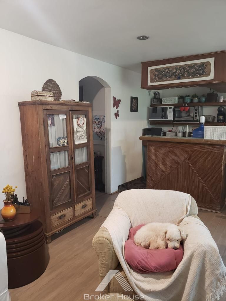 Casa à venda com 5 quartos, 351m² - Foto 18