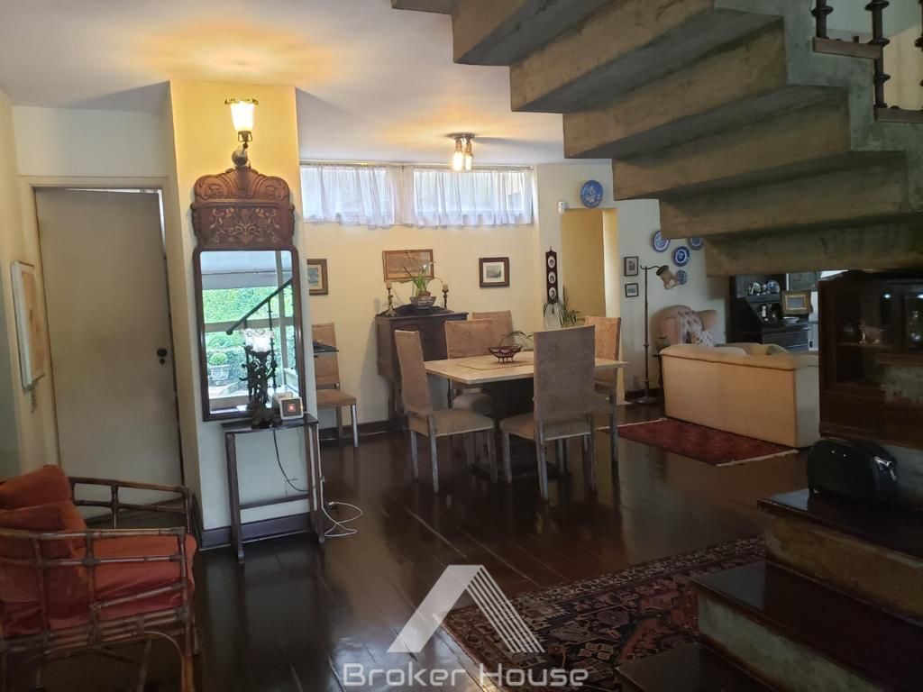 Casa à venda com 5 quartos, 351m² - Foto 19