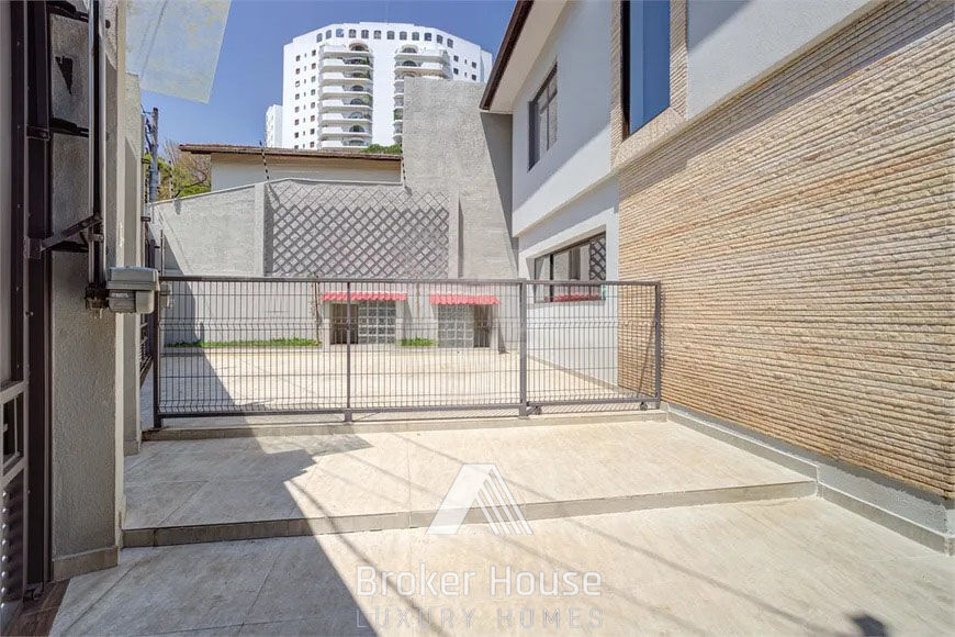 Casa à venda com 4 quartos, 350m² - Foto 34