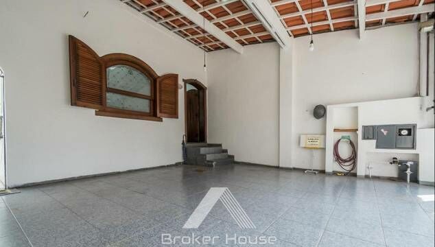 Casa à venda com 3 quartos, 250m² - Foto 20