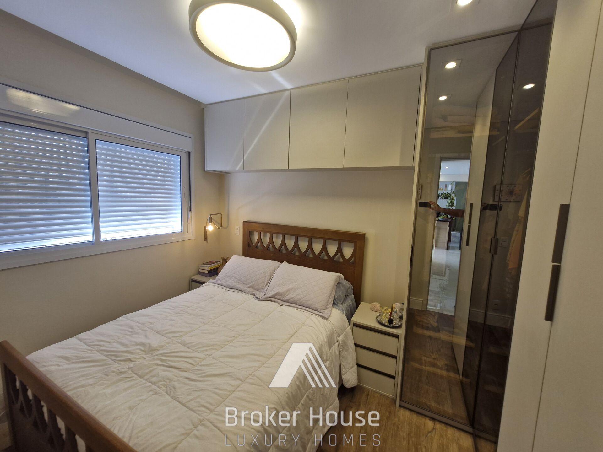 Apartamento à venda com 2 quartos, 75m² - Foto 29